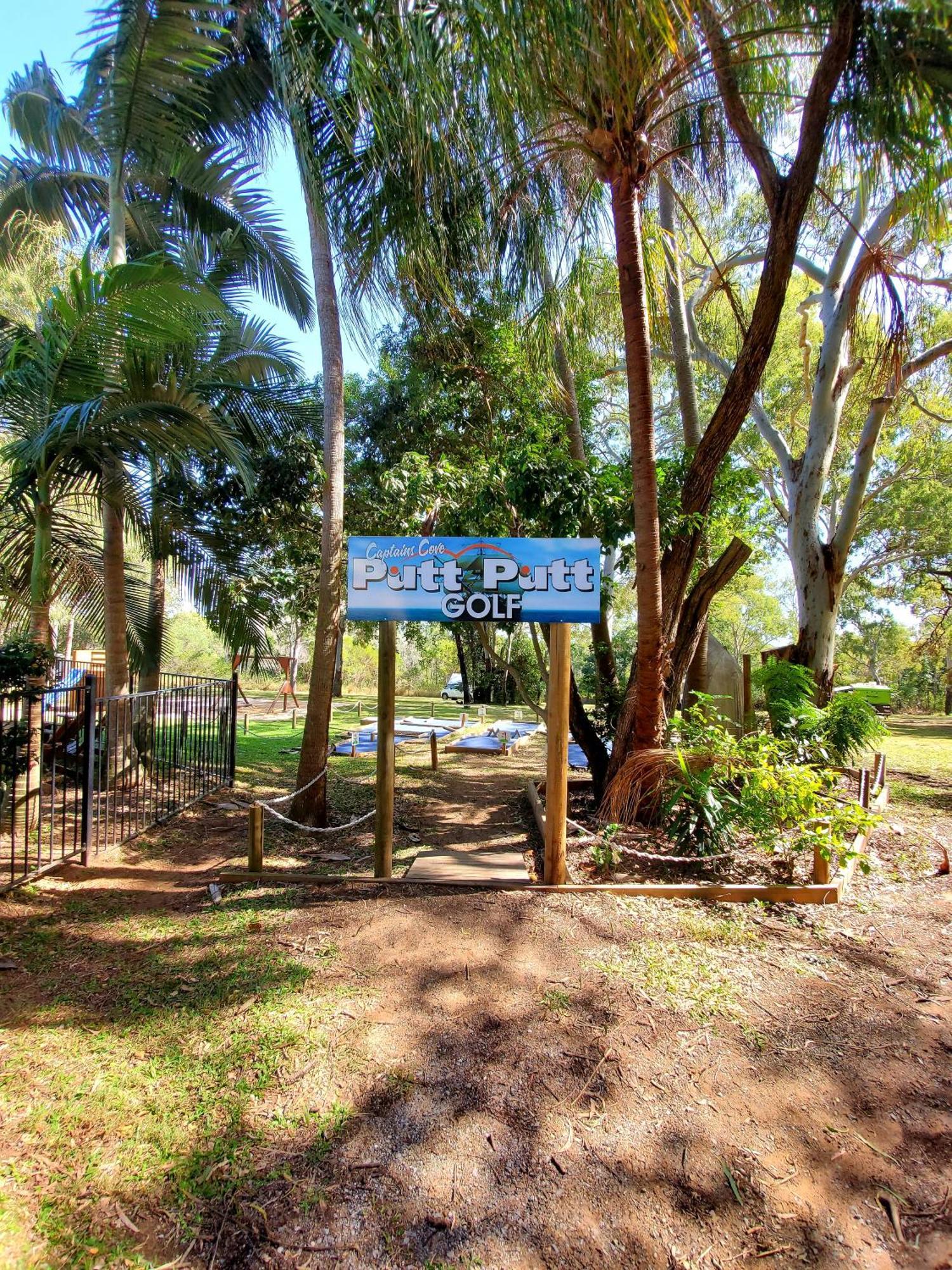 1770 Holiday Village セブンティーン・セブンティ エクステリア 写真